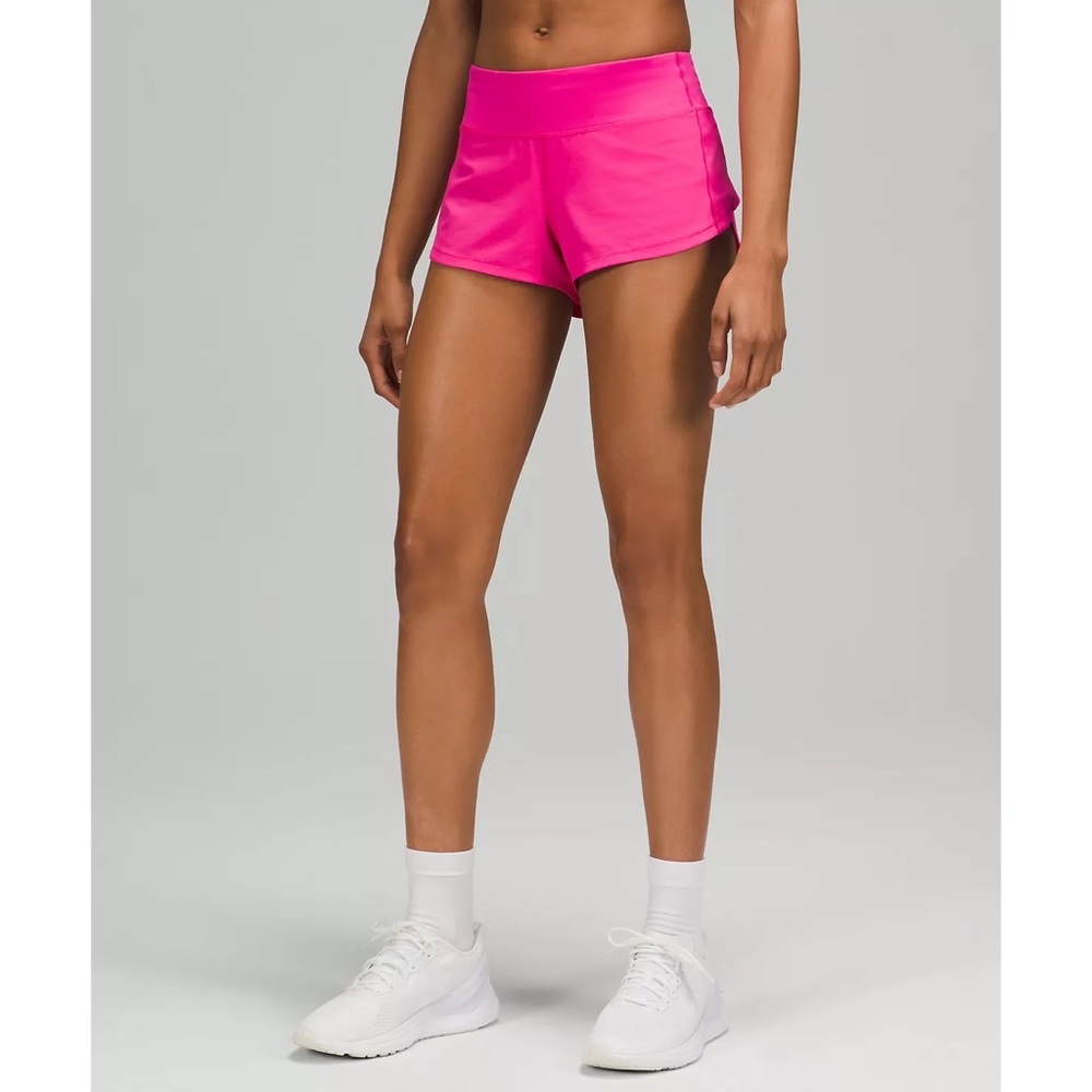 Lululemon Speed Up Low-Rise Lined Short 2.5" Size 2 Sonic Pink